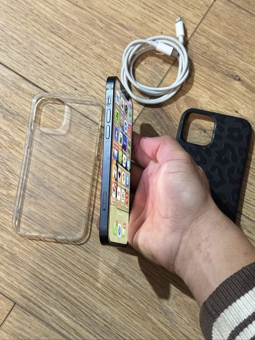 Iphone 12 preto 64gb estado de novo