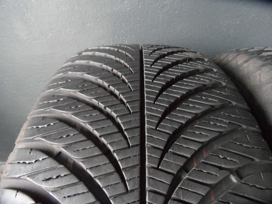 140 opony całoroczne 215/60/16