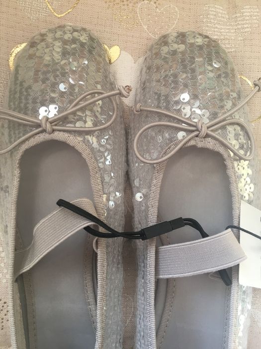 ZARA balerinki srebrne z cekinami 38