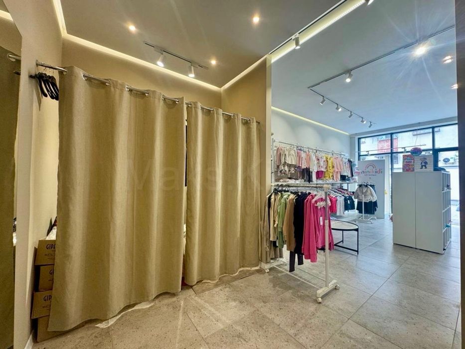 Фасад/Продаж комерційного приміщення/Загорська