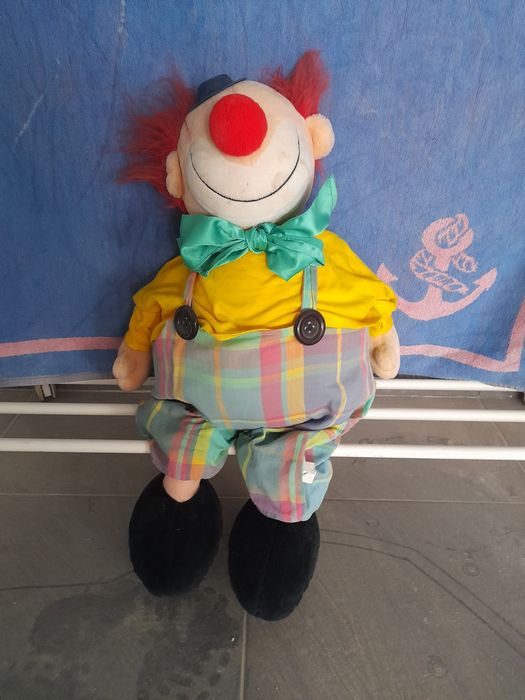 Plush clown64284910369921123