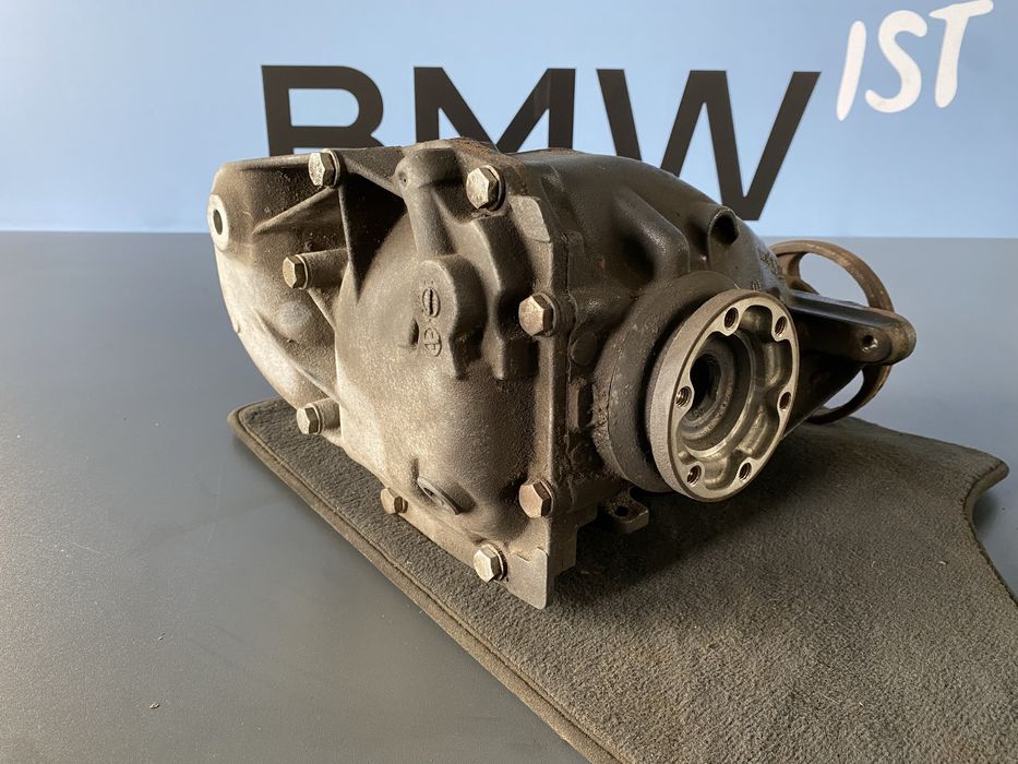 Редуктор BMW E90 E91 M47n2 N47 3.23 АКПП Задній Міст Е90 2.0 Дизель
