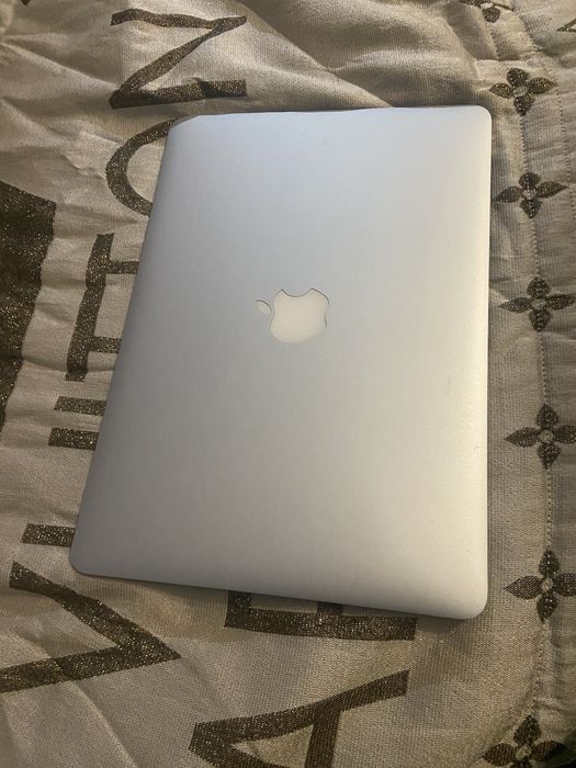 Macbook Air 13 versao MacOs 12.7.6
