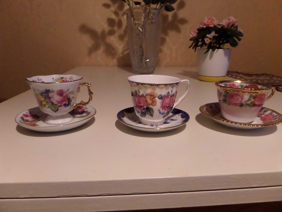 Filiżanki +śłuchawki dla Kaji