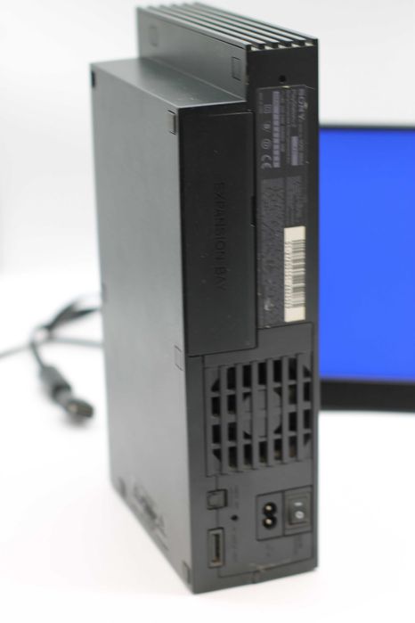 Klasyczna Konsola PlayStation 2 FAT + Need for Speed Carbon