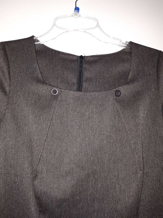 Elegancka sukienka z rękawem 3/4, rozmiar 40