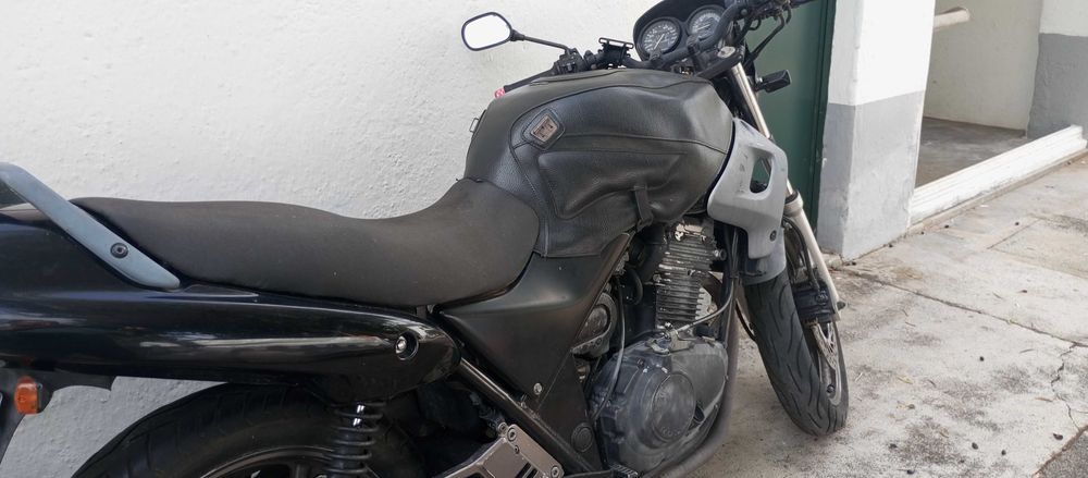 CB 500  Impecável