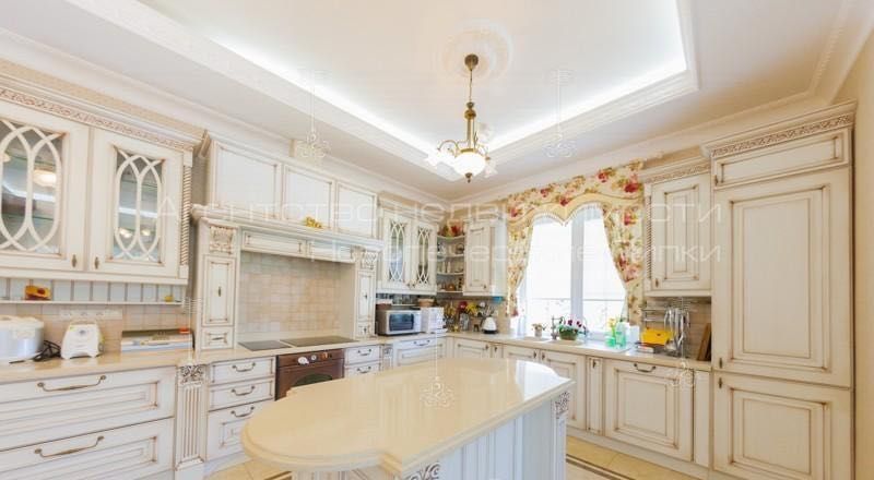 Елітний будинок 560м2 з SPA-блоком і басейном,27соток. Іванковичи