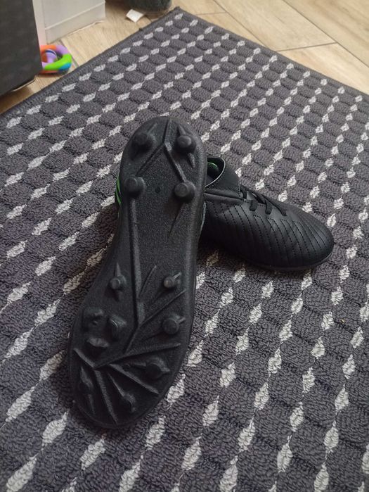 Sprzedam korki dziecięce 34