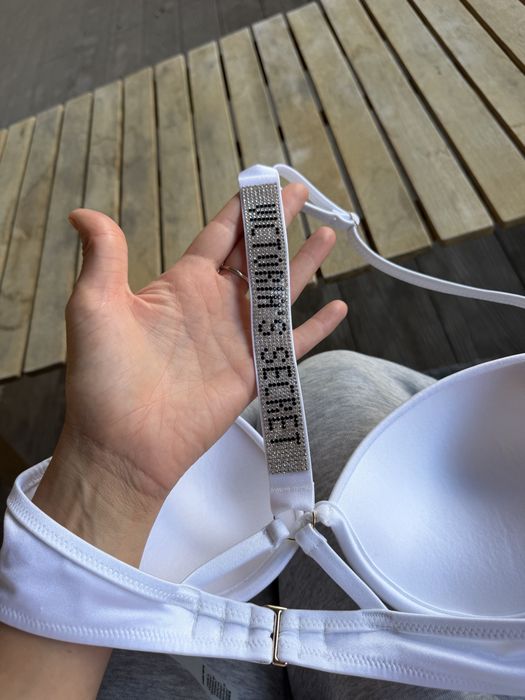 Верх від купальника Victorias secret