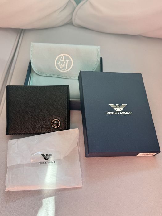 Продам мужской кошелек Armani