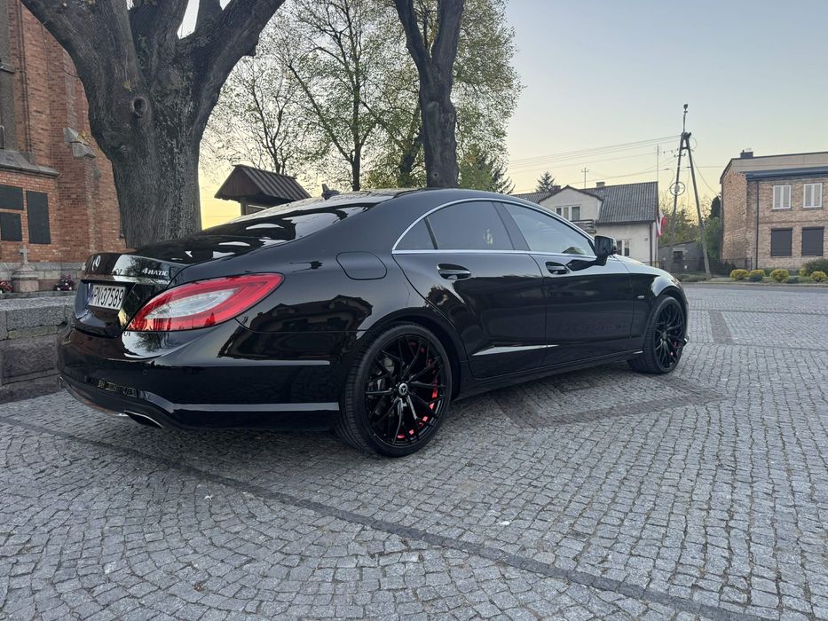 Mercedes CLS    W218