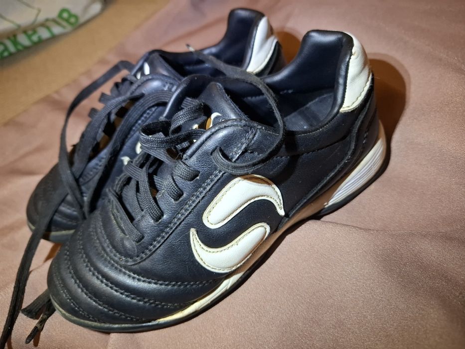 Сороканіжки Sondico