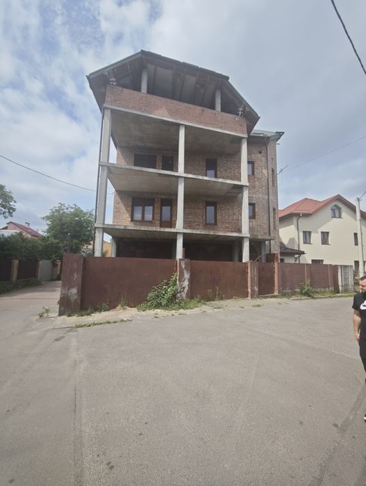 Продаж будинку у Львові по вул Самбірська