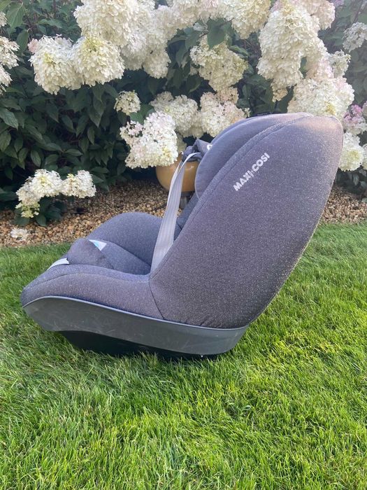 Fotelik samochodowy Maxi Cosi Pearl Pro z bazą