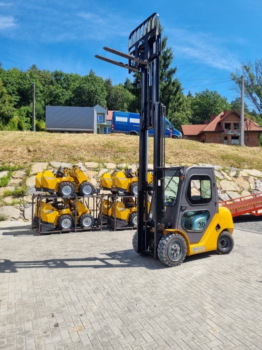 Wózek Widłowy 3 tony KRÜGER® PC-30,Maszt 4,5m lub 5,5m Triplex, Diesel