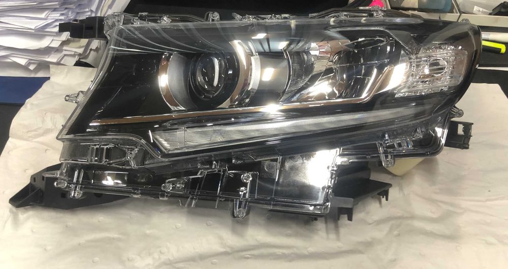 Фара ліва Toyota Land Cruiser Prado 150 2017-