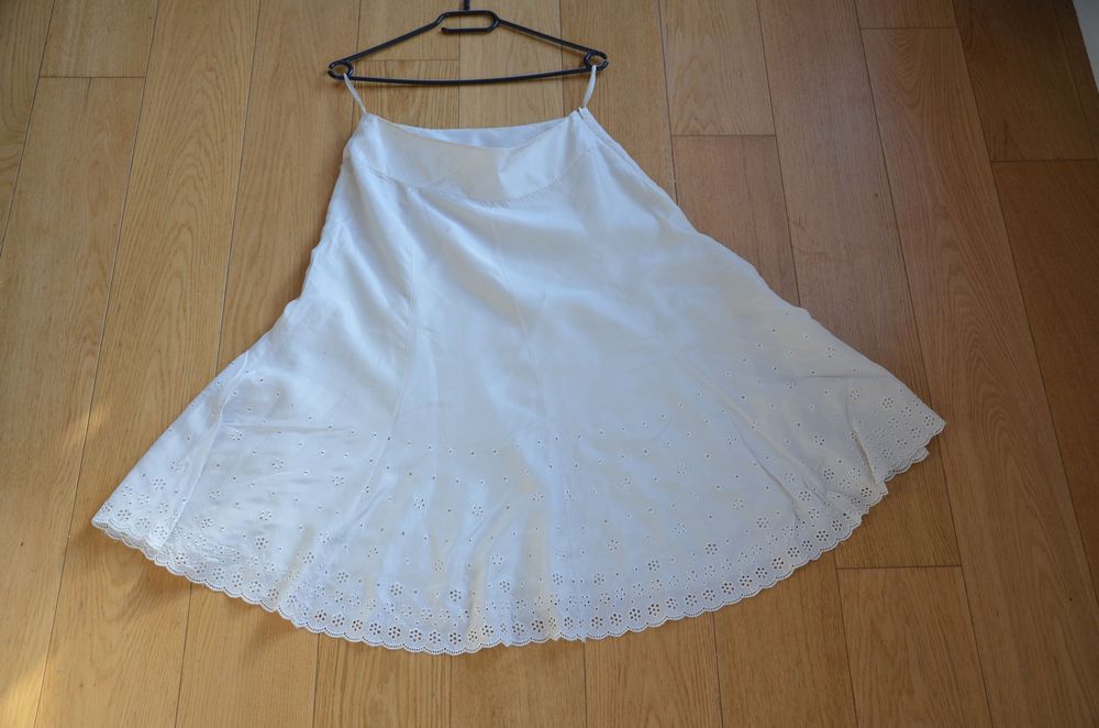 spódnica 100% jedwab Silk Manson r. 36/38 z haftem