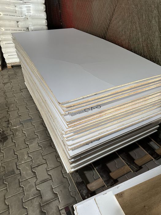 płyta wiórowa 10mm 95x185- 12zl  szt