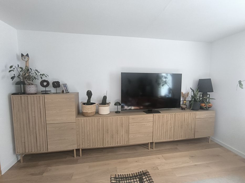 Zestaw mebli - 3 szafki stojące