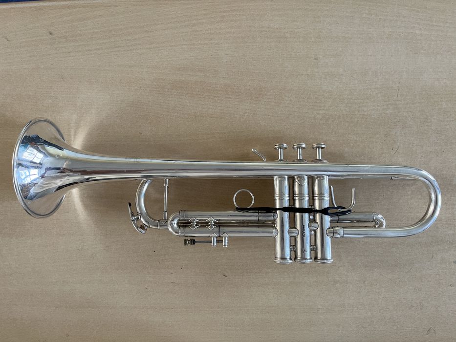 Trompete Bach Stradivarius 35 LR25 Silver Plus