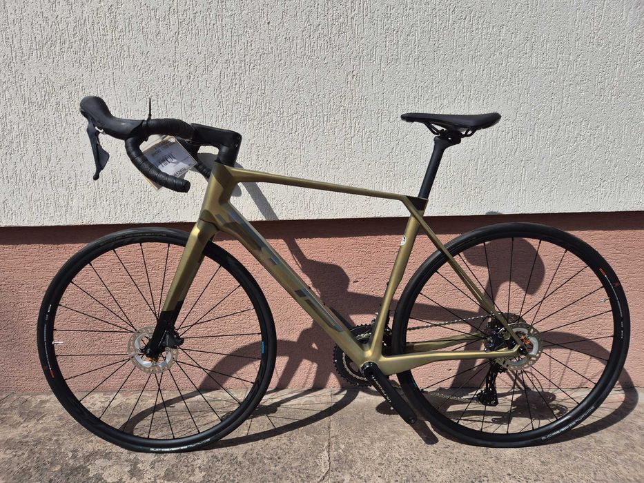 Rower szosowy jak gravel Superior X-Road, Ultegra/GRX, carbon, hydraulika, endurance