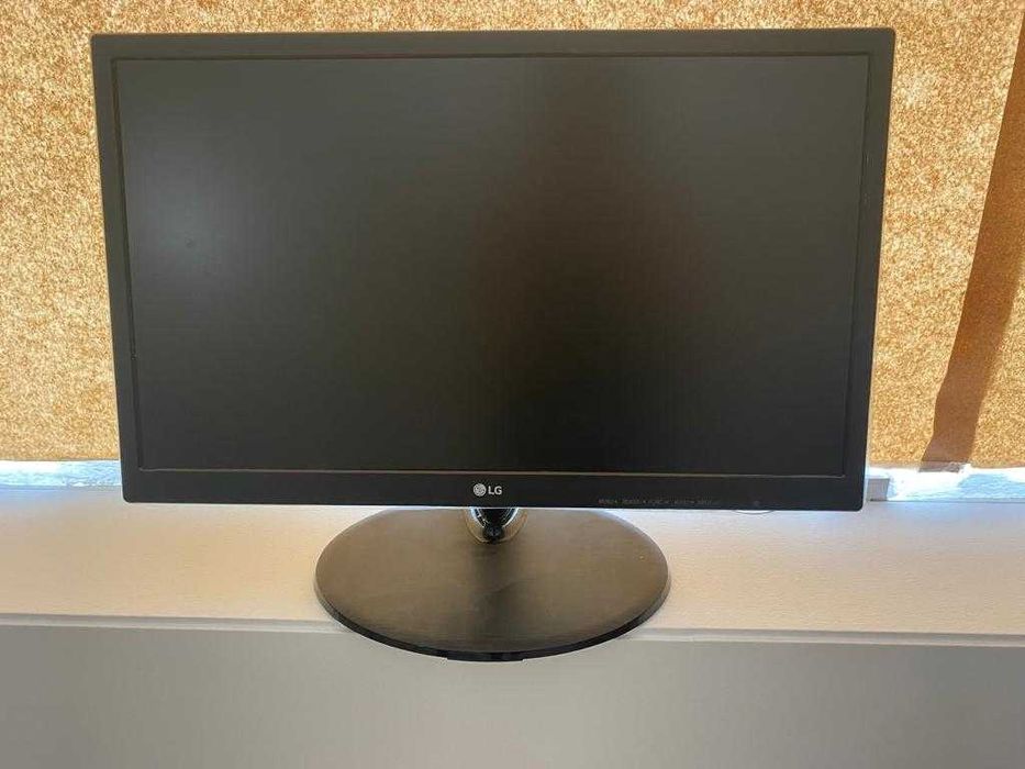 Monitores LG e Samsung