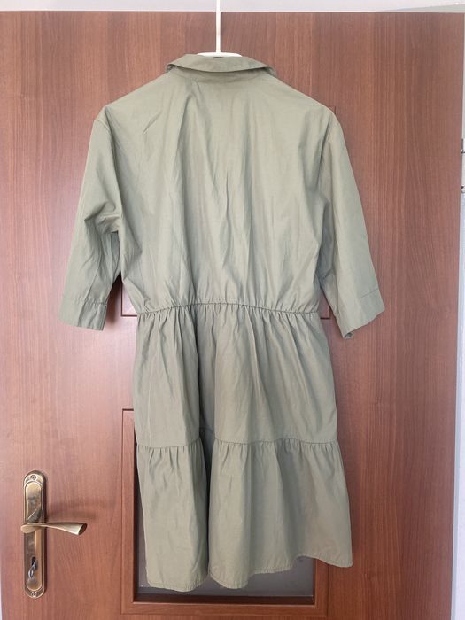 Khaki, koszulowa sukienka, Stradivarius