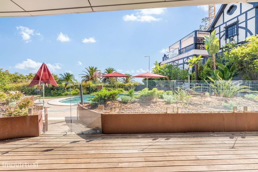 Apartamento T2 com jardim, Cascais