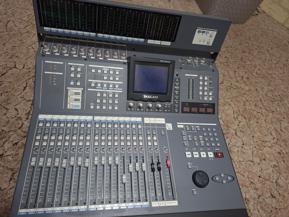 Cyfrowy Mikser Tascam TM D4000