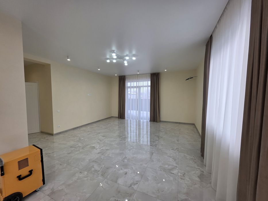 Продаж будинку 137 м.кв. з ремонтом 6 соток с. Нове р-н Одеська траса