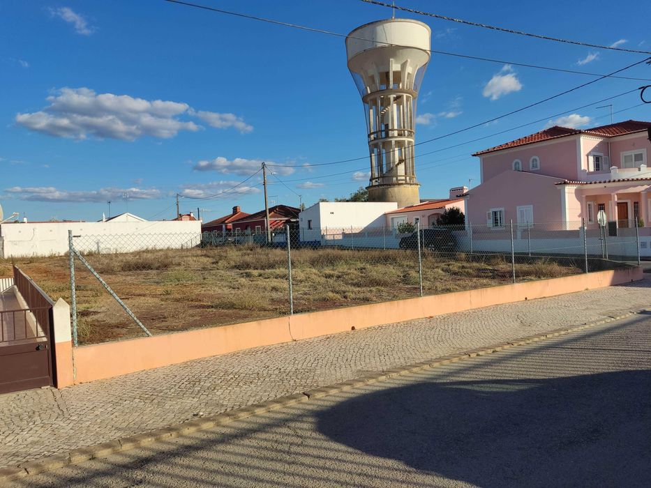 Terreno para construção urbana com 971,25 m²