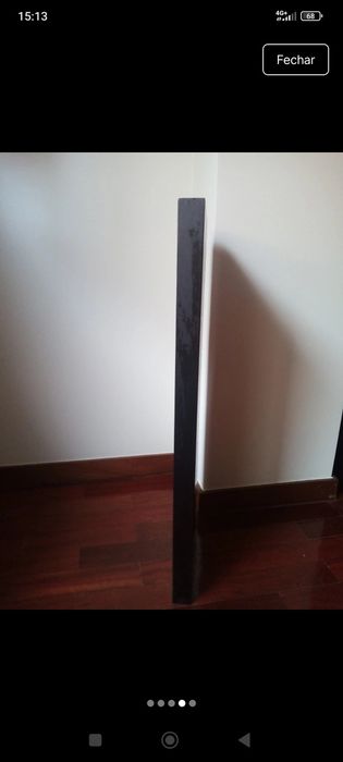 Prateleira de madeira