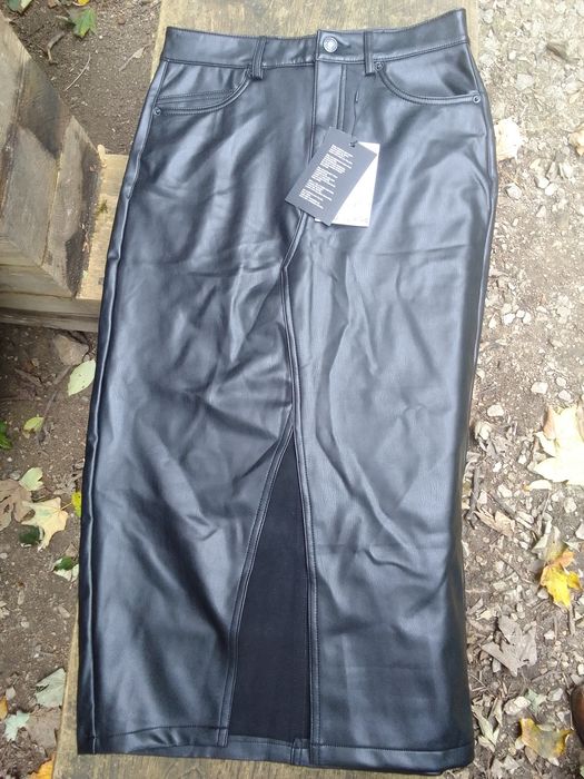 Жіноча спідниця . Екошкіра