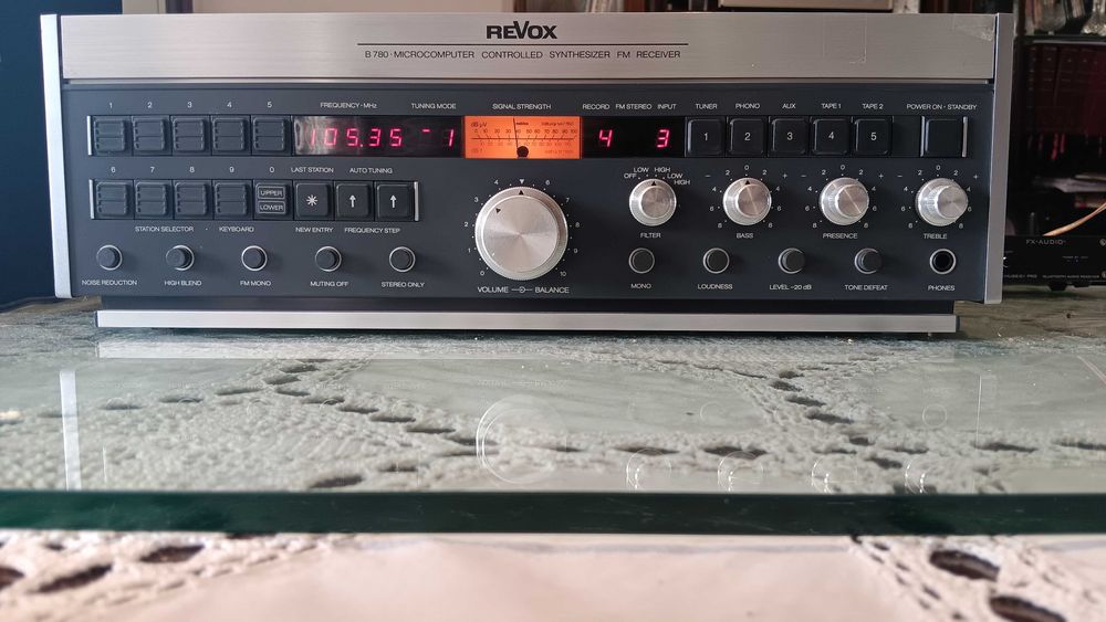 Revox anos 80 exlente Som