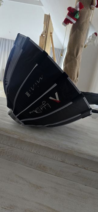 Софтбокс Aputure Light Dome Mini III (57.9см), з сотами