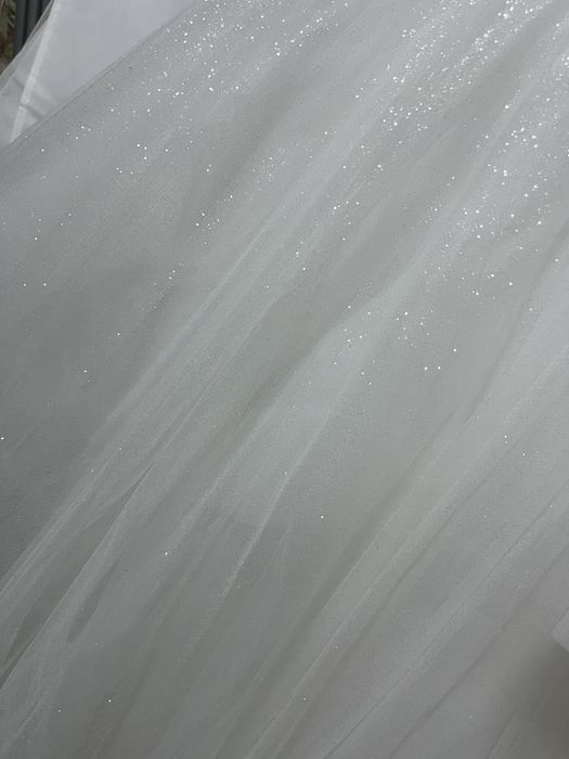 Продается свадебный наряд(платье,шубка,кольца)