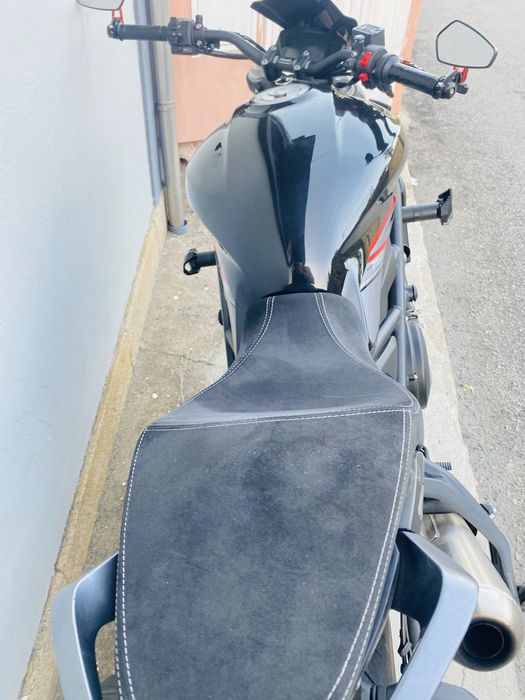 Vendo ou troco benelli 752 S