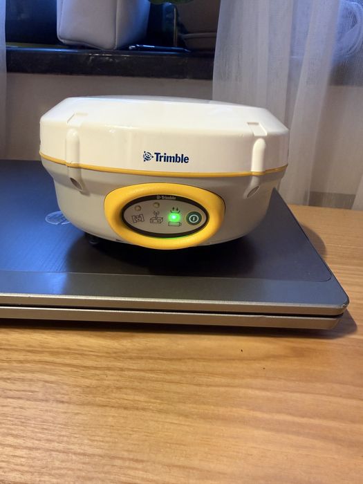 Gps приймач trimble
