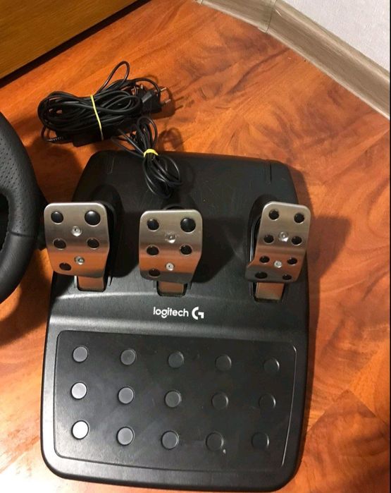 Кермо ігровий руль Logitech g920разом з змінним рулем