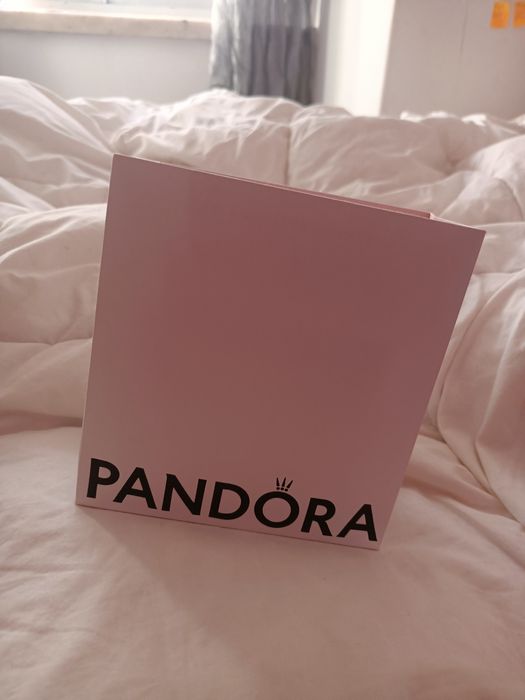 Anel da Pandora usado a pouco tempo