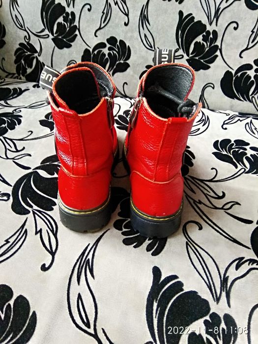 Черевички для дівчинки