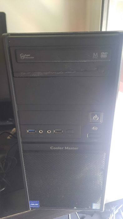 Computador de mesa I3 8GB RAM 500 GB Disco + Monitor