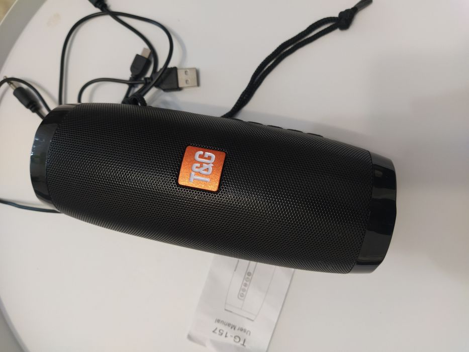 Портативна колонка чорного кольору  tg- 157