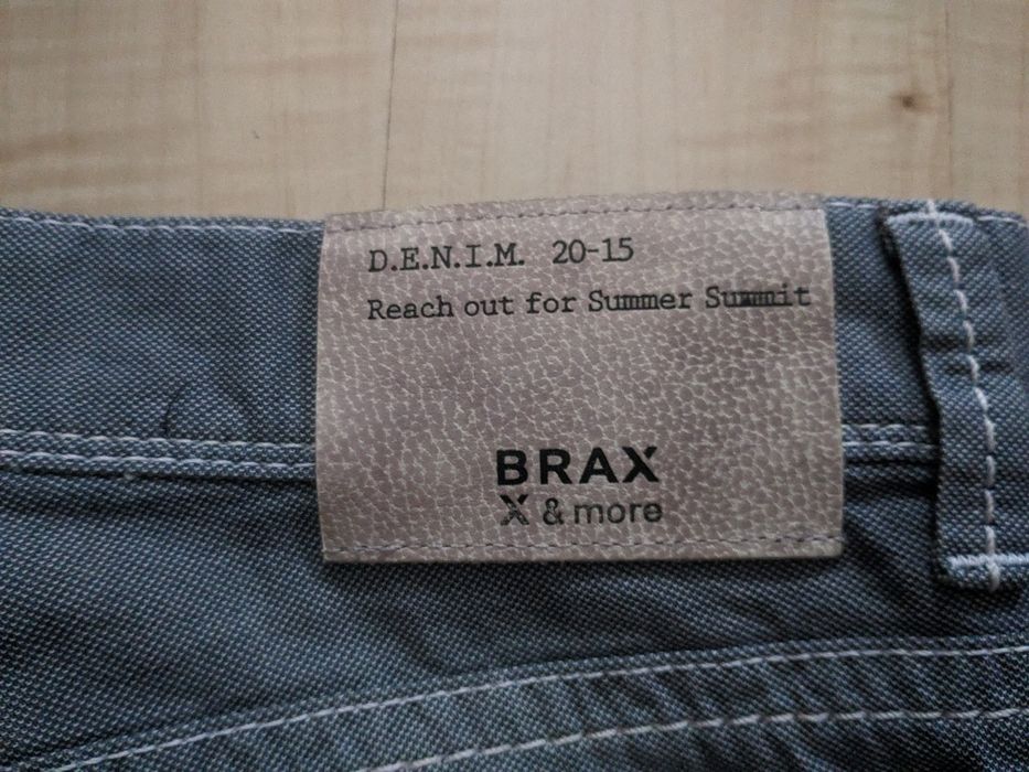 Spodnie Brax model Cadiz Straight Nieużywane W30 L34