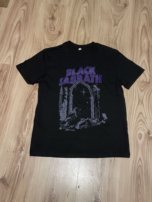 Koszulka Black Sabbath M czarna band tee Ozzy Osbourne fiolet
