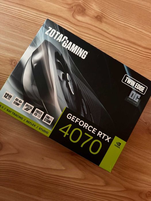 Karta graficzna Zotac GeForce RTX 4070 Twin Edge OC z 12GB pamięci GDDR6X oraz technologią DLSS 3