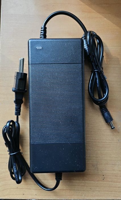 Імпульсний блок живлення AC DC 24В 12А