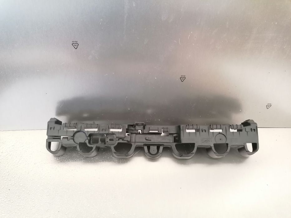 Renault Clio IV 4 12- HB ślizg zderzaka tył tylny środkowy