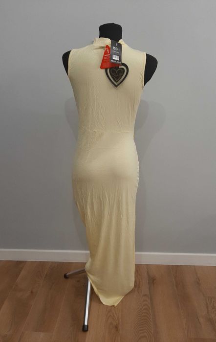 Sukienka asymetryczna żółta z półgolfem Club L XL